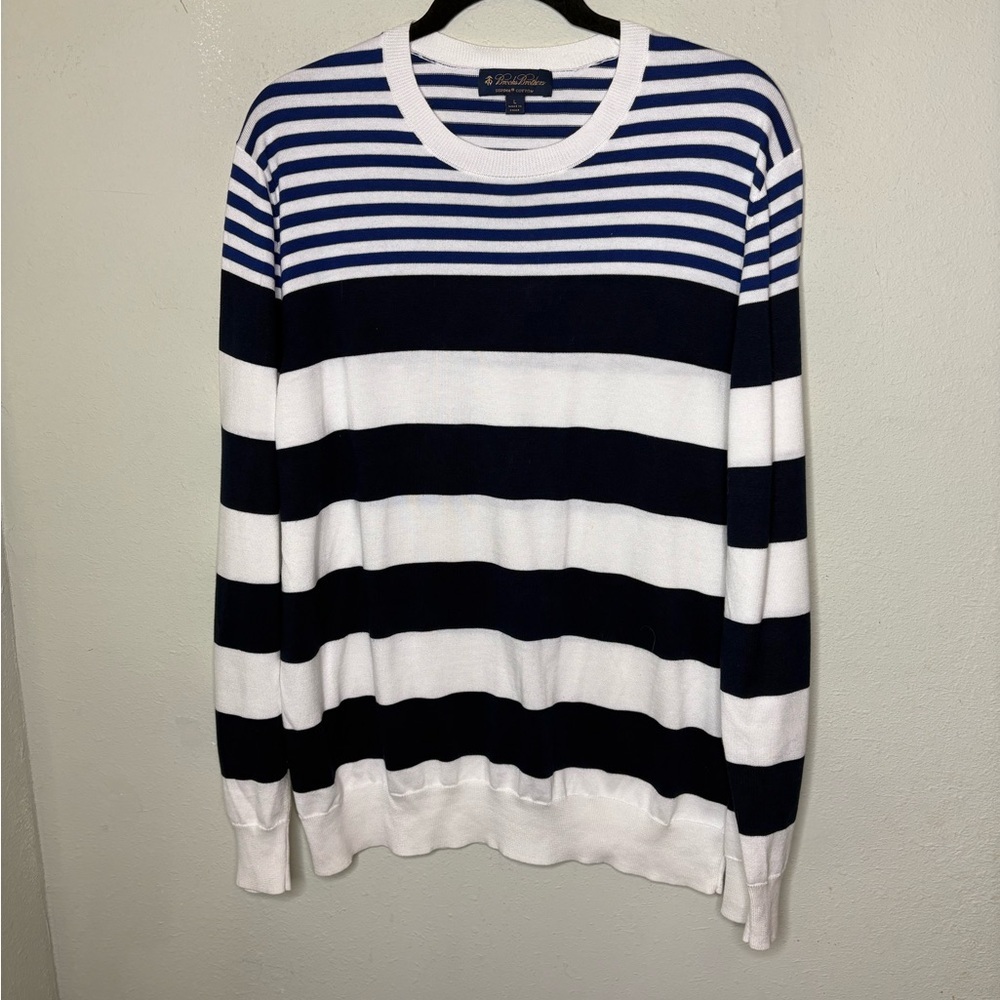 Brooks Brothers White and Blue Striped Cotton Crewneck Size Large